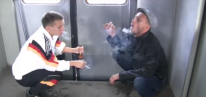 Такие вещи забрасывают, вообще народ с жиру беситься, они просто не видели нашу классику