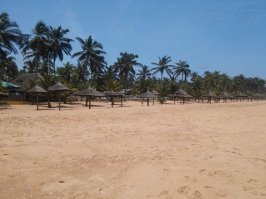 И в Бенине побывал , г.Котону.