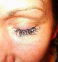 хочу я посмотреть на те ресницы за 30 минут. 
типа того, наверное)))