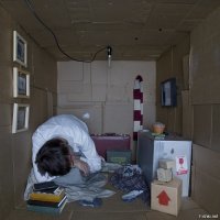 Сколько можно этих "супер-пупер-надёжных/прочных/экологичных/уютных/оригинальных" собачьих будок?? Нормальное жильё нужно, с нормальными размерами всех комнат и с нормальной высотой потолков!