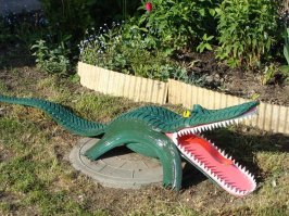 Новая жизнь старых покрышек: африканец мастерит из шин оригинальную мебель