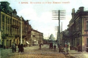 Ну, во первых сельского населения в России в 1914 году было 85 процентов, а не 98. Во вторых в 1908 году в России начали проводить реформу образования, которая оказалась очень эффективной. К 1913 году к, к примеру , в Московской губернии уже 95 процентов мальчиков и 75 процентов девочек были грамотными. В других губерниях процесс просто не успел войти в полную силу.
Лучины были, но электрификация началась задолго до 1917 г. Посмотри просто старые фото. Почти на всех ты увидишь её признаки. На фото заштатный Курск. Прадедушка жил в деревне, хвосты коровам крутил поначалу, но к 1917 году имел маслобойню и контракты по снабжению Нескольких доходных домов в Москве дровами. 
Но тебе хоть ссы в глаза. Ты все равно будешь уверен в том, что если бы йопнутый грузин не встал во главе страны, то мы бы сидели при лучине.