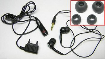 Это автор старый баянист!!!!! Это гарнитура sony ericsson (в прошлом =)