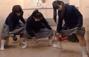 - Ёжик ! Ёжик ! Подох что ли ???