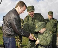 Лукашенко велел поотрубать руки домашним тиранам