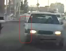 Мне кажется было столкновение. Видно повреждения на Тойоте до удара с автором