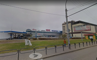 В Астрахани вот такие пальчики из земли торчат.