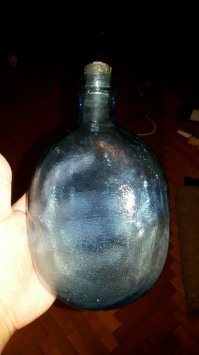 Волоколамская..Прям на земле лежала..