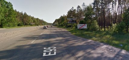 Посмотрел по гугл картам авария произошла не "вблизи села Глеваха" а непосредственно в самом селе, водитель нивы получил свое, а вот водителя микроавтобуса посадить надо пожизненно, полный салон детей, а он сука летит, далеко не 50...
При въезде и выезде с глевахи висят знаки населенного пункта.