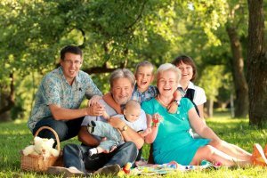 Может, хватит уже *воевать*/противостоять/требовать от других?.. Может пора строить/созидать/взращивать? Нормальным отношениям между мужчиной и женщиной БЫТЬ!