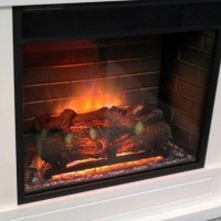 И у меня есть камин, правда из магазина, очень реалистичный и греет к тому же. А что прикажете делать людям которые живут в квартирах, а камин хочется? Не ныть и купить дом?