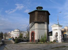 Екатеринбур.
Первая на Уралмаше, вторая в центре на плотинке, третья и четвертая на жд вокзале.