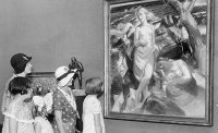 Художественные конкурсы на V летних Олимпийских играх 1912 года проводились по пяти категориям: архитектура, литература, музыка, живопись и скульптура. Работы оценивали жюри, все они должны быть о спорте.

Источник:  © Fishki.net

Стесняюсь спросить: а что за спорт изображён на картине? Ну, той, что на фотографии? Он входил в программу ОИ или нет?