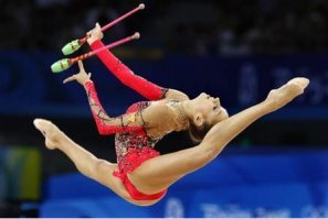 Гимнастика с булавами. Выбыла из ОИ... ога...