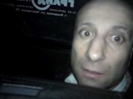 кто же тебя так поломал?