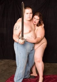 Я даже знаю чьи это труселя! У этой тёлки пацан полувикинг )))