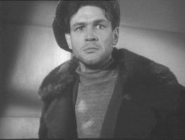 Простите, домашние отвлекли, и я пропустил кадр из фильма "Если завтра война"! Вот он: