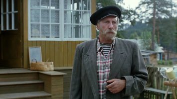 Для меня самый перевоплощаемый актер отечественного кино это Сергей Юрский.