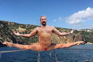 Снова здорово. Волочкова показывает шпагат на коне