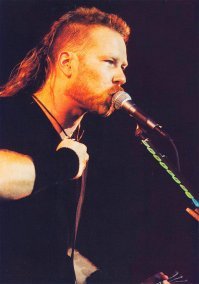 Муллет — причёска, которую любили наши папы: от Джорджа Клуни до Рианны