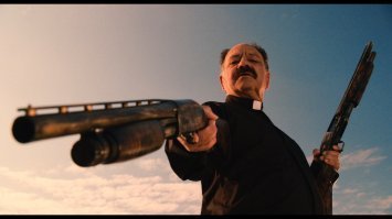 "Зло многолико.... Пусть ваши мелкие гнусности не выходят за рамки, и не переходят границ настоящей скверны, которой занимаемся мы. Ибо когда это случится, то однажды вы обернетесь и увидите нас троих! И в этот день вы пожнете плоды, И мы отправим вас к любому богу на ваш выбор..."  (цитата из к ф Святые из Бундока. На фото Чич Марин.)