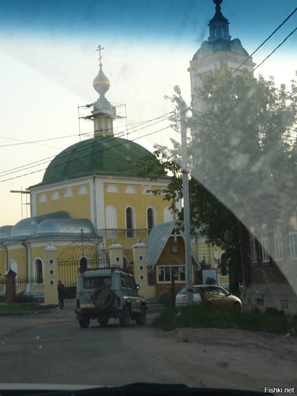 Специально для Вас, порылся в "закромах", нарыл несколько фоток. И так встречайте, улицы города.
