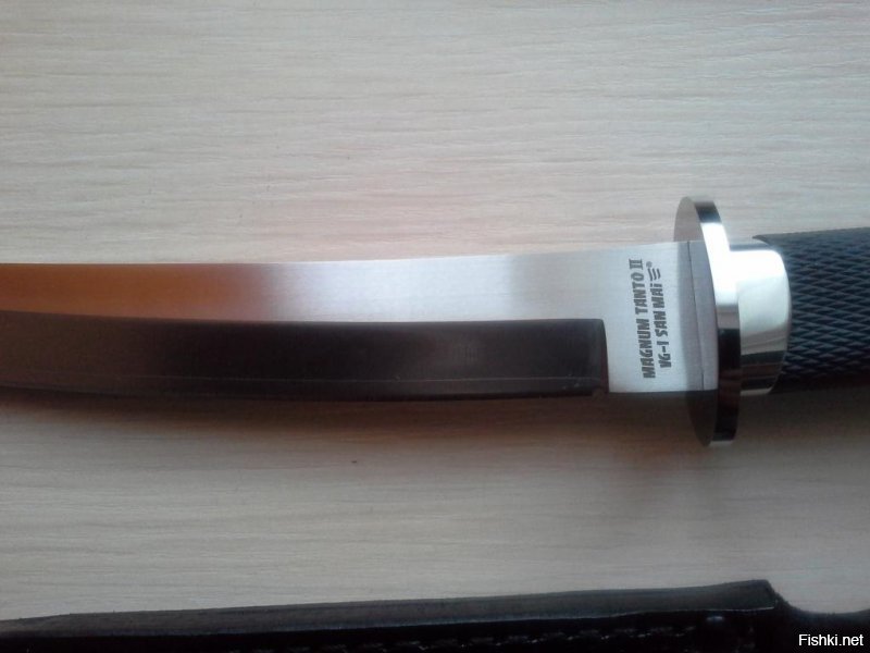 Недавно у cold steel была линейка ножей тантоидов из стали VG-1, лезвие по методу San Mai. Made in Japan. Отличная вещь.