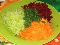 Вот подружки-стервы! Ведь смотря на фигуру Светочки, хорошие подружки подарили бы ей лучше