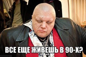 Могу только предположить,что выкладывалось изделие изначально витым столбиком вокруг арматурины.Когда раствор набрал прочность,столбик положили и приварили арматурину к закладным.Следующий - с поворотом,чтобы он выглядел как продолжение первого и т.д.Места стыков заполнили раствором и всё.
Но вероятнее что это - имитация такая.трудоёмкая работа гораздо дороже стоит,так что вряд ли такую кто закажет.Если,конечно это не человек,для которого понты дороже жизни