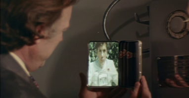 нам явно о чем-то недоговаривают!