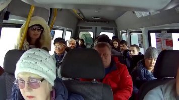 Спасибо тебе, что на одного на дороге стало одной помехой меньше. Только за проезд не забудь передать в маршрутке)