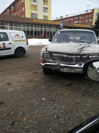 Жалко "Волжанку": ДТП с советской старушкой