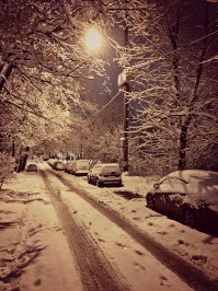 Я тоже город снимаю, но только не для инстаграмчиков, а для себя, да и камеры крутой у меня нет, на телефон снимаю. 
Тоже неплохо выходит.