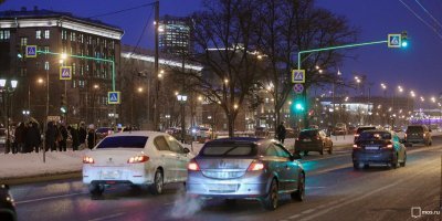 Светофоры у москалей подсмотрели, как обычно