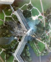 охренеть,так точно врезался в угол дома...как специально целился.