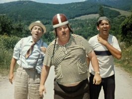 И шлем для безопасности, все по фен шую. Напомнило