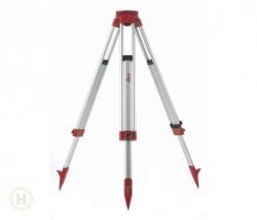 Ноги невероятной длины привлекли массу внимания к модели из Швеции