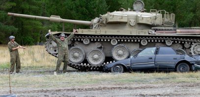 Подборка автомобильных приколов