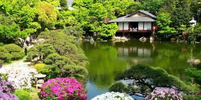 Чет рая не увидел....Если две церкви и закат в горах - рай, у автора странное представление о рае....Для большинства людей рай выглядит примерно так: