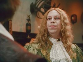 Глупый самодержец в Дон Сезар де Базан.