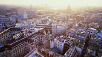 Больше половины, а то и 90% сделано в фотошопе! Кто занимается, знает это прекрасно. Вот как делать 
И вот результат за 5 минут.