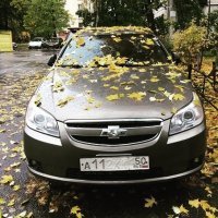 Я зашел в контакт к этому человеку. И в очередной раз склонился к верности поговорки "Всё что не делается, всё к лучшему". 
Одно из фото оттуда его автомобиля...