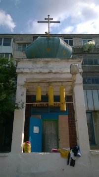 Автор врет. Это не газовые, а кислородные или углекислотные. Неоднократно такие "колокольни" бюджетные видел.