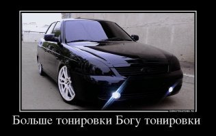 Загнал на ограждения: серьёзная авария в Казани