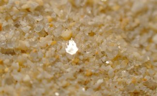 Что-то прикольно блестящее в обычном строительном песке.