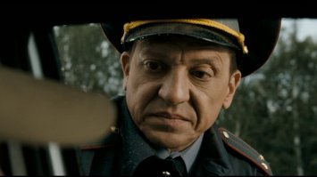 -Куда летишь на? Знак видел на?
-Фух, а я дума, что всё
-Чё все то?