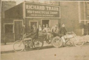 Ищут пожарные, ищет милиция...