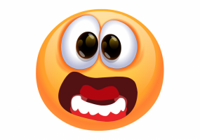 Этот парень точно человек? Актёр повторил паучью походку из фильма «Экзорцист»