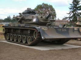 А это он сам