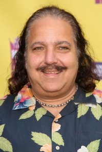 Раскрыт секрет Иранской Принцессы с усами